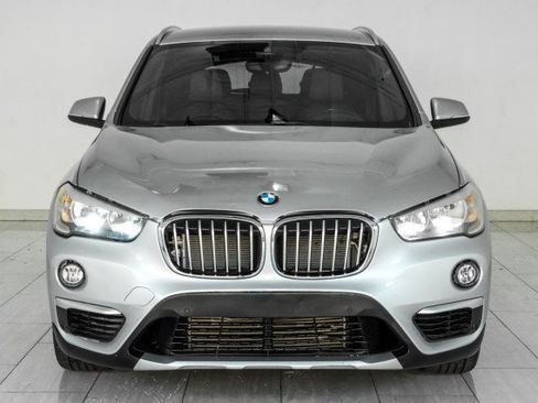 Used 2019 BMW X1 sDrive28i FWD image 3