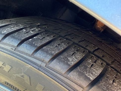 Used 2013 Dodge Challenger R/T Plus RWD image 9