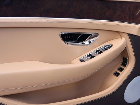 New 2026 Bentley Continental GT image 12