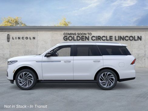 New 2026 Lincoln Navigator Premiere AWD/4WD image 6