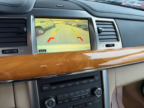 Used 2009 Lincoln MKS AWD image 12