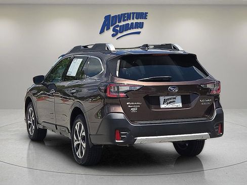 Used 2020 Subaru Outback Touring AWD/4WD image 5