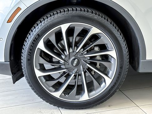 Used 2020 Lincoln Aviator Reserve w/ Equipment Group 202A AWD/4WD image 27