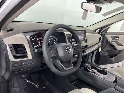 New 2026 Nissan Rogue SV image 19