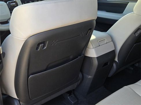 Used 2024 Hyundai Santa Fe SEL image 18