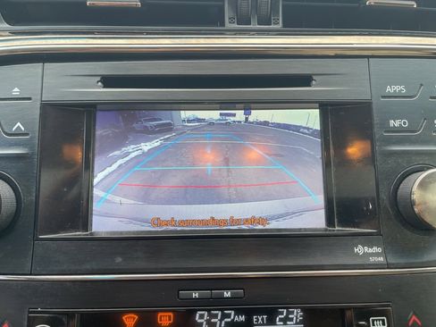 Used 2014 Toyota Avalon XLE image 25