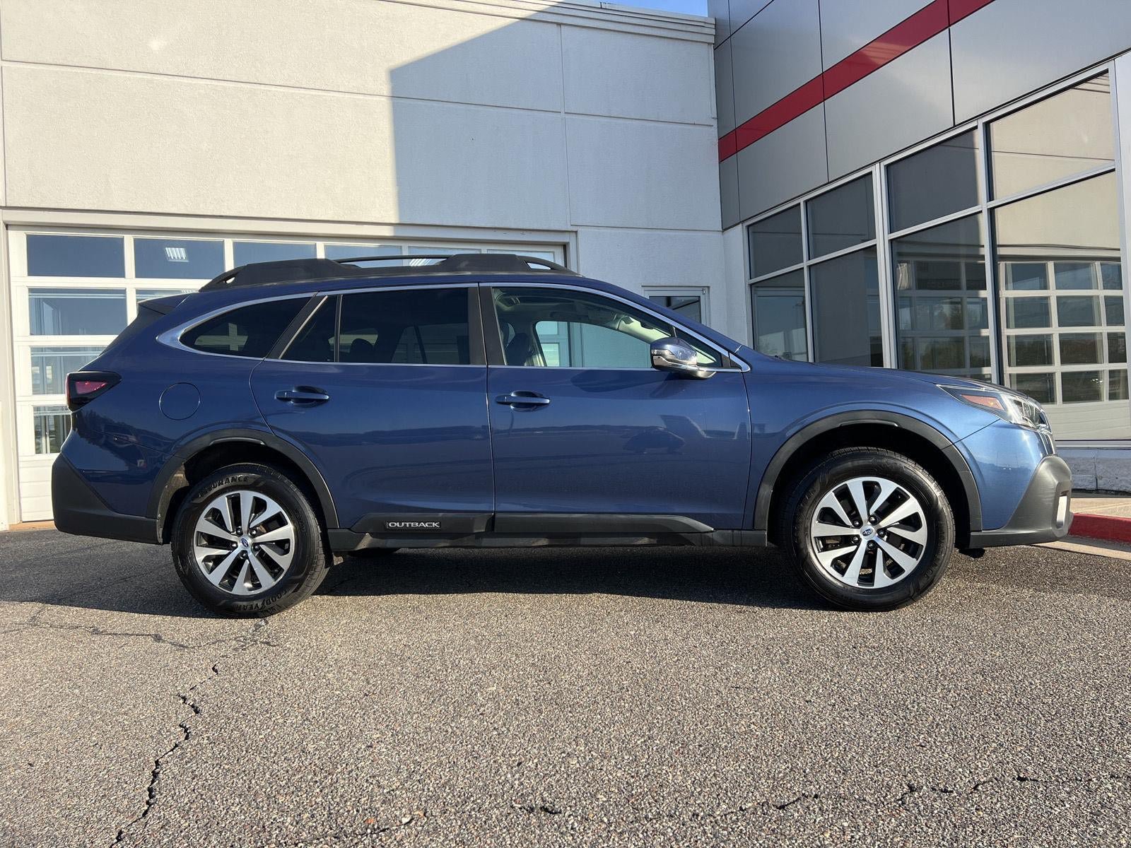 Used 2020 Subaru Outback Premium w/ Popular Package #1 AWD/4WD image 14
