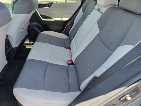 Used 2021 Toyota RAV4 XLE w/ Convenience Package AWD/4WD image 13