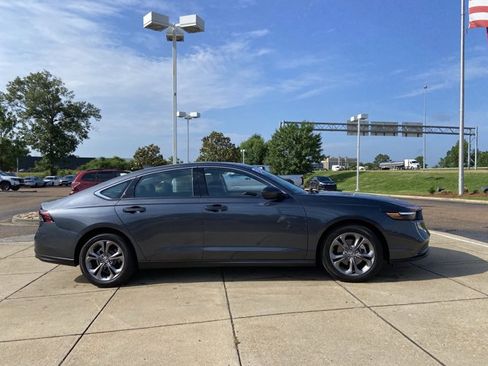 Used 2024 Honda Accord EX image 13