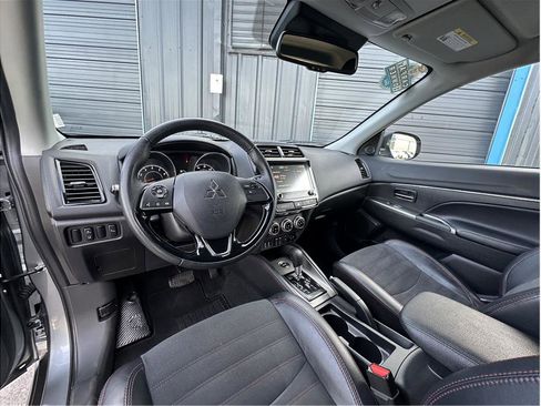 Used 2024 Mitsubishi Outlander Sport AWD image 2