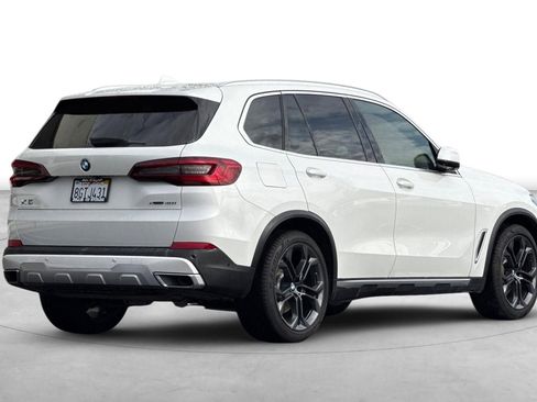 Used 2019 BMW X5 xDrive40i w/ Premium Package image 6