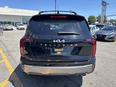 Used 2024 Kia Telluride S FWD image 7