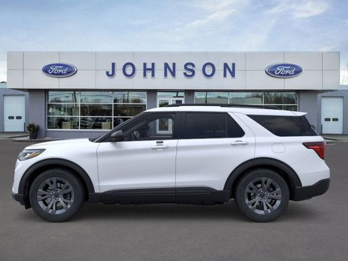New 2026 Ford Explorer Active w/ Active Comfort Package image 3