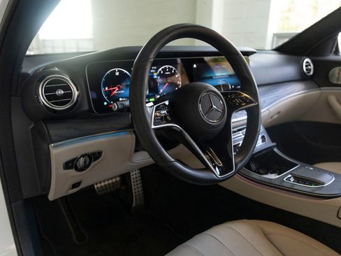 Used 2023 Mercedes-Benz E 450 4MATIC All-Terrain Wagon image 15