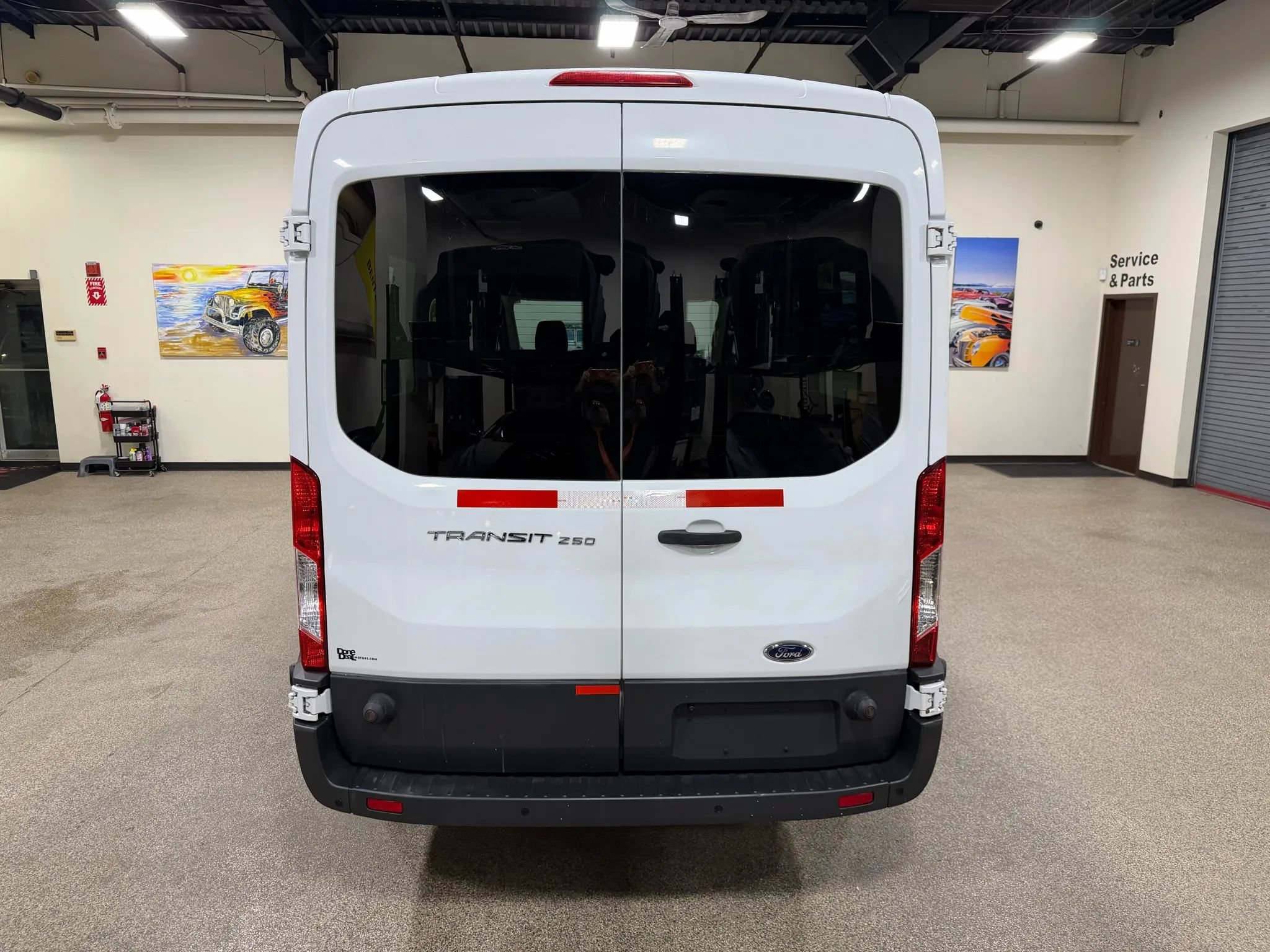 Used 2015 Ford Transit 250 148 Medium Roof RWD image 18