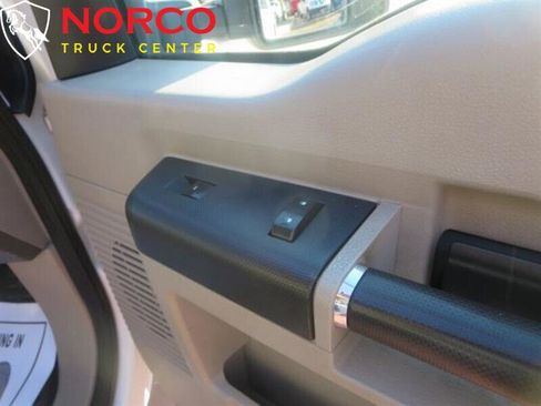 Used 2008 Ford F550 2WD Super Cab Super Duty image 5