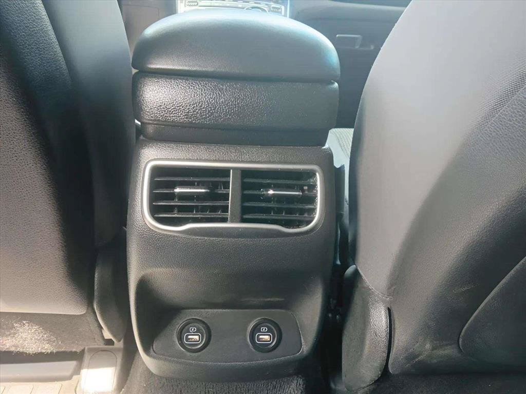 Used 2023 Hyundai Santa Fe SEL AWD/4WD image 10