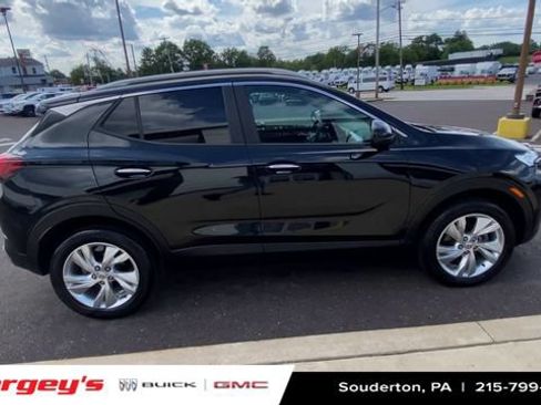 Used 2024 Buick Encore GX Preferred AWD/4WD image 11