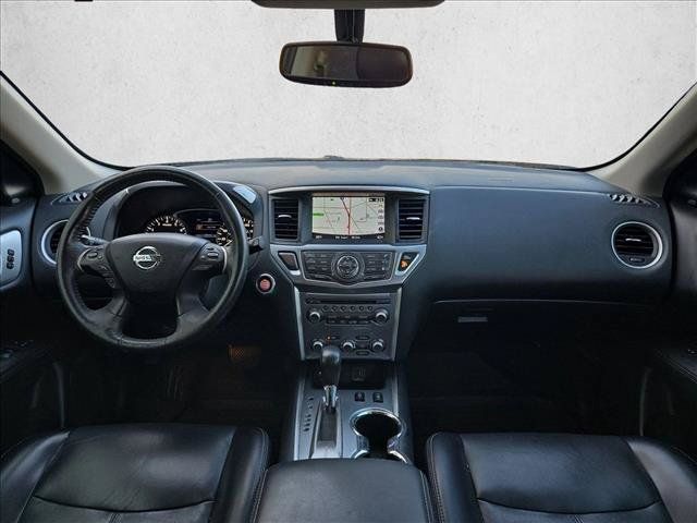 Used 2020 Nissan Pathfinder SL FWD image 16