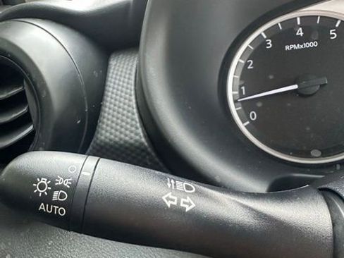 New 2025 Nissan Kicks Play S image 24