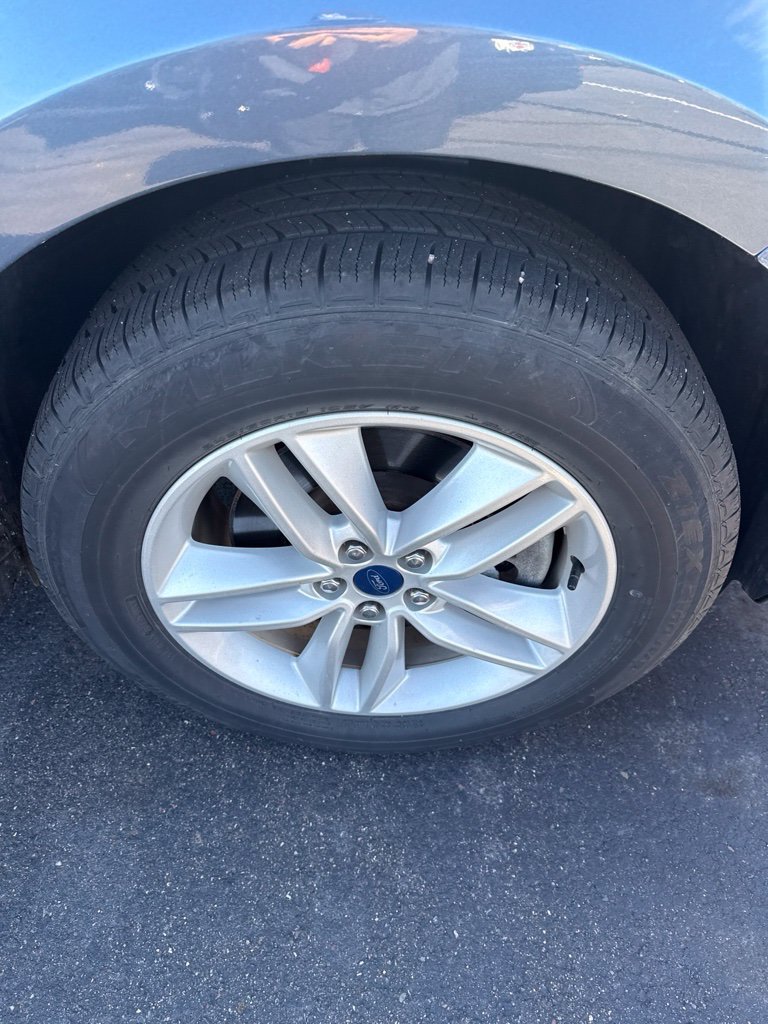Used 2018 Ford Edge SEL w/ Equipment Group 201A AWD/4WD image 7
