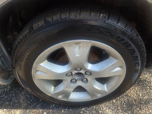 Used 2007 Toyota Matrix XR FWD image 39