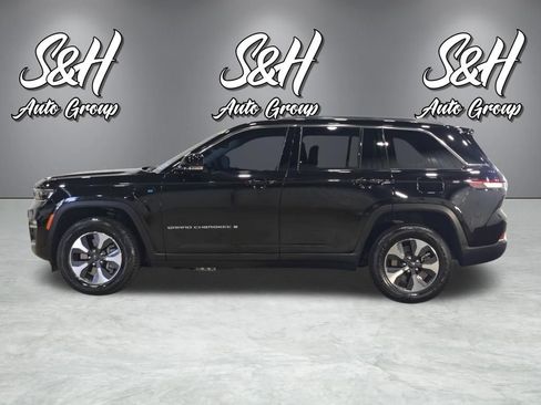 Used 2024 Jeep Grand Cherokee Limited 4xe AWD/4WD image 18