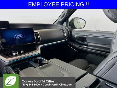 New 2026 Ford Expedition Platinum AWD/4WD image 30