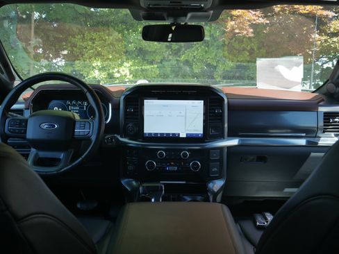 Certified 2023 Ford F150 Lariat w/ FX4 Off-Road Package AWD/4WD image 9