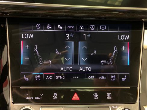 Used 2023 Audi Q7 3.0T Prestige image 39