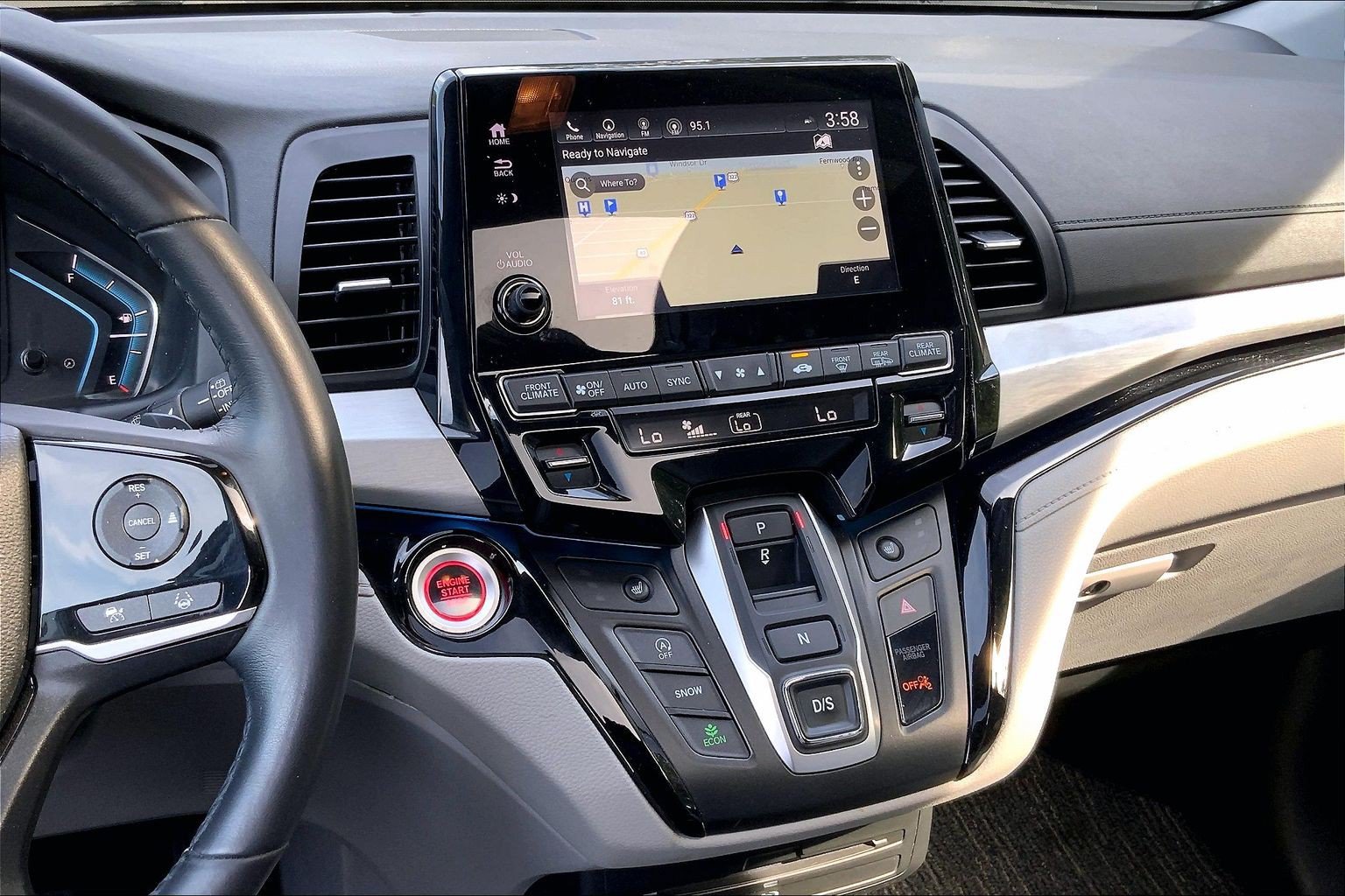 Used 2023 Honda Odyssey Touring image 8