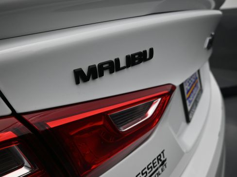 Used 2024 Chevrolet Malibu RS image 32