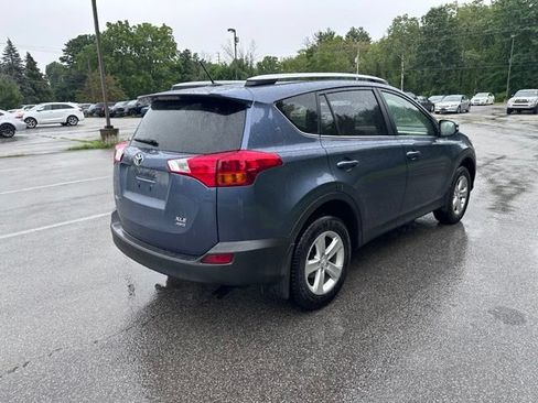 Used 2014 Toyota RAV4 XLE AWD/4WD image 3