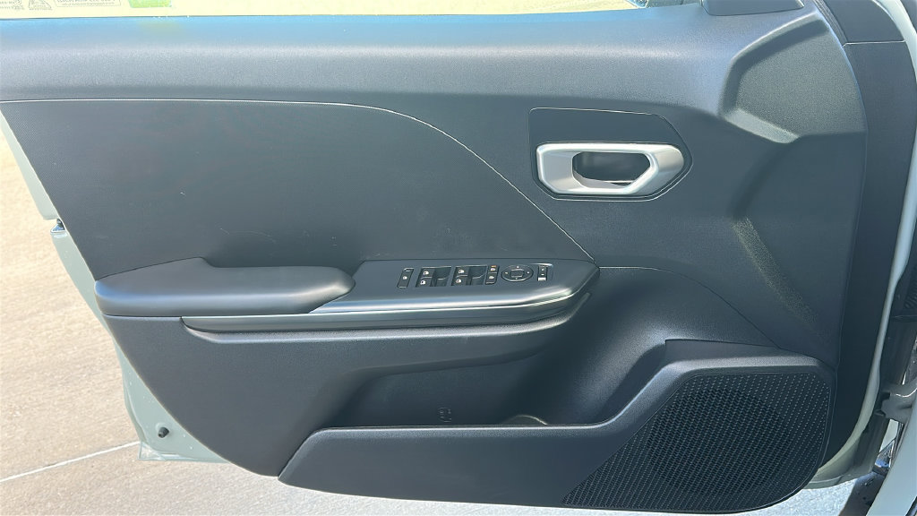 Used 2026 Kia K4 FWD image 19