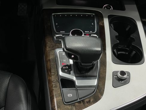 Used 2019 Audi Q7 2.0T Premium Plus AWD/4WD image 27