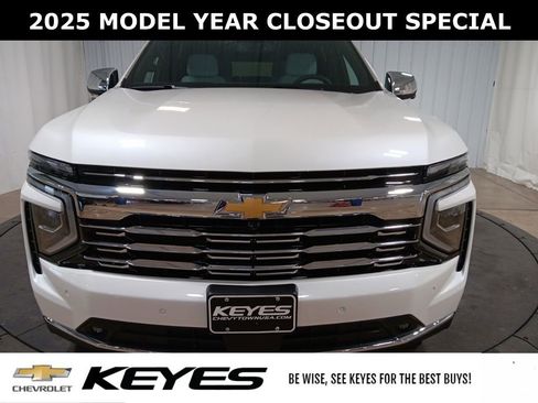 New 2025 Chevrolet Suburban Premier image 12