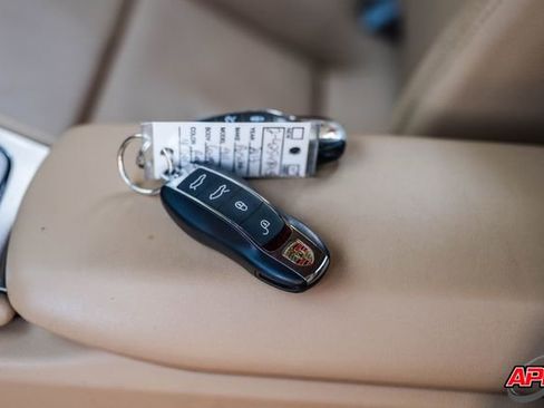 Used 2013 Porsche 911 Carrera image 70