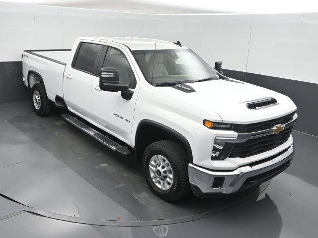 Used 2026 Chevrolet Silverado 2500 LT AWD/4WD image 40