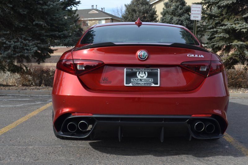 Used 2018 Alfa Romeo Giulia Quadrifoglio RWD image 12