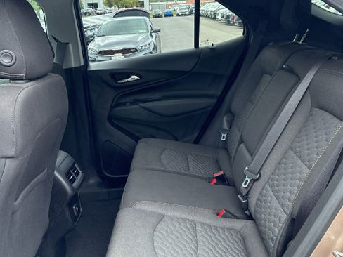Used 2019 Chevrolet Equinox LT AWD/4WD image 3