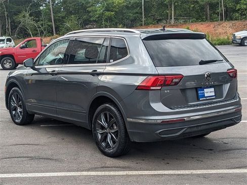 Used 2022 Volkswagen Tiguan SE image 7