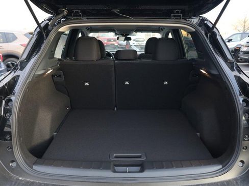 New 2026 Nissan Kicks SV w/ SV Premium Package image 7