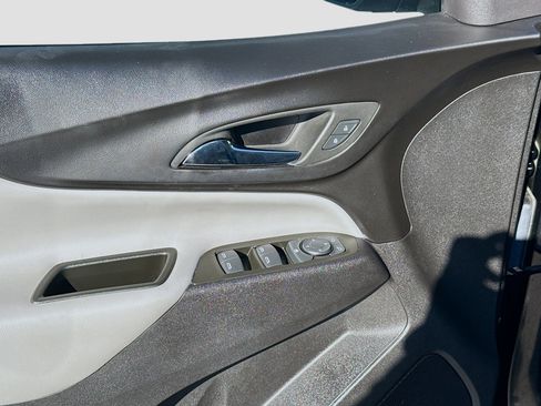 Used 2024 Chevrolet Equinox LS image 14