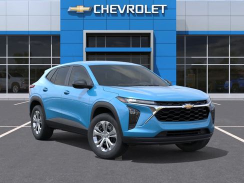 New 2026 Chevrolet Trax LS FWD image 7