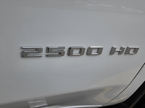 Used 2026 Chevrolet Silverado 2500 LT AWD/4WD image 34