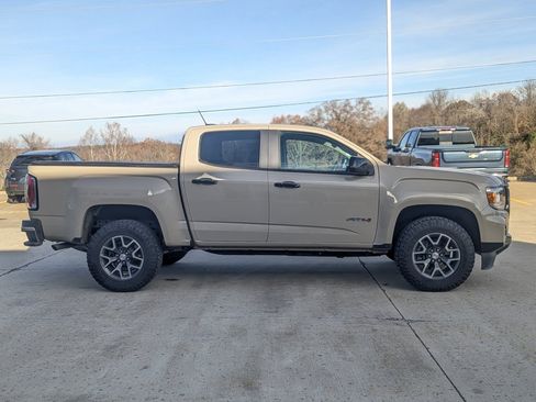 Used 2022 GMC Canyon AT4 w/ Trailering Package image 6