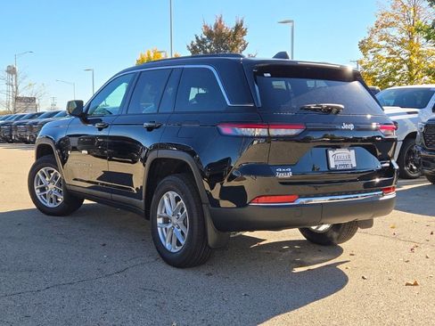 New 2025 Jeep Grand Cherokee Laredo X w/ Luxury Tech Group I image 15