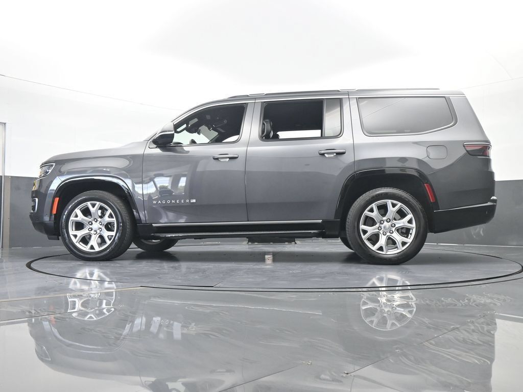 Used 2022 Jeep Wagoneer Series II RWD image 60