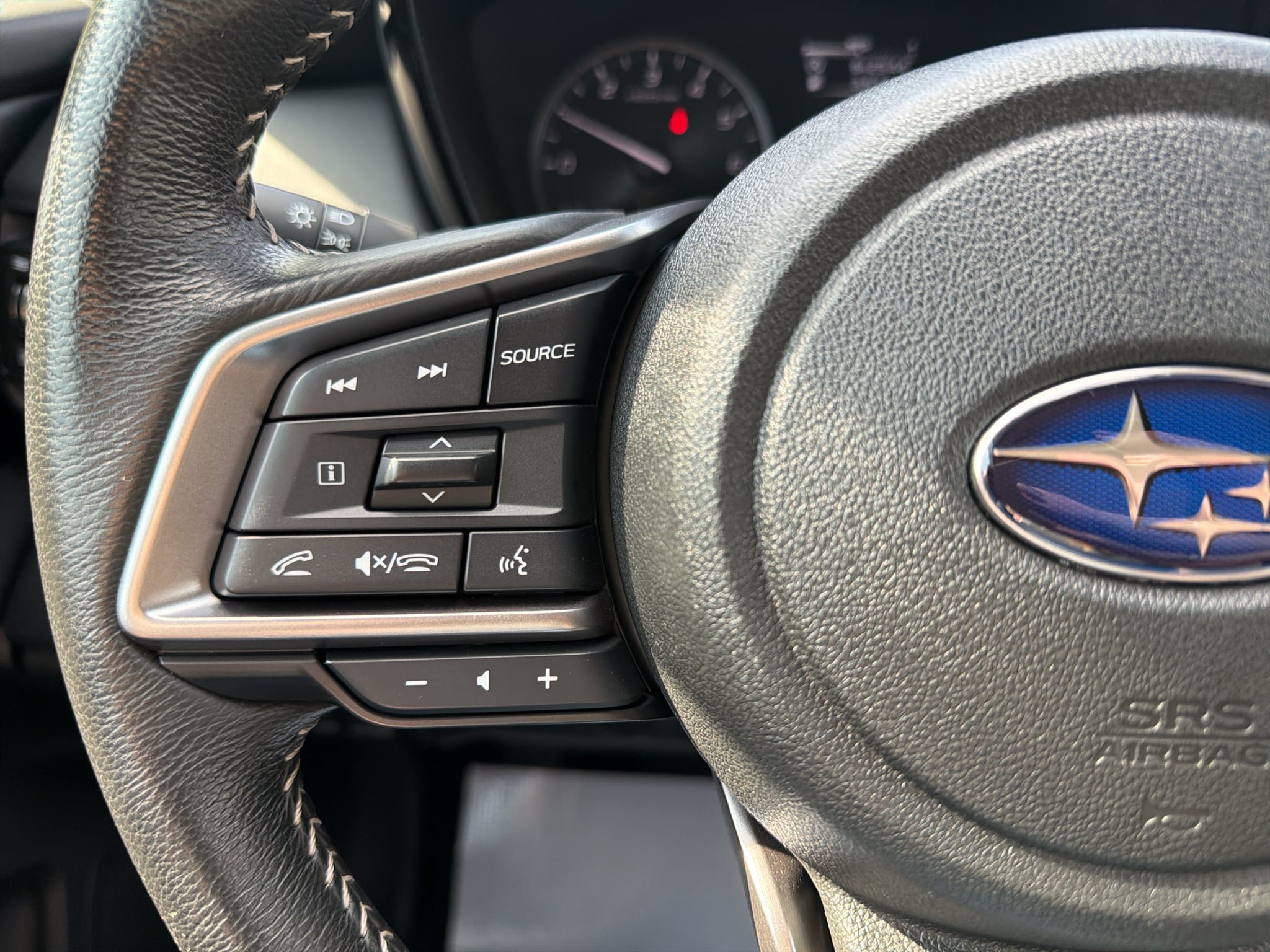 Certified 2025 Subaru Legacy Premium AWD/4WD image 14