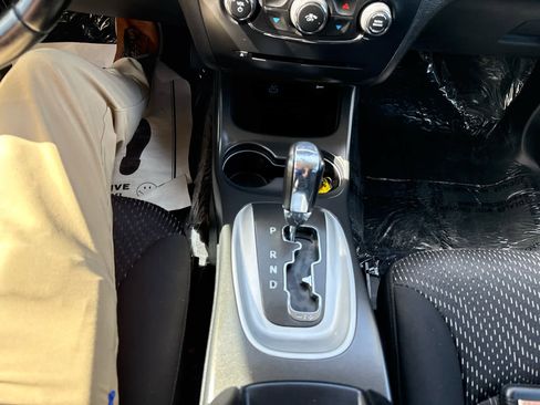 Used 2019 Dodge Journey SE w/ Premium Group FWD image 23